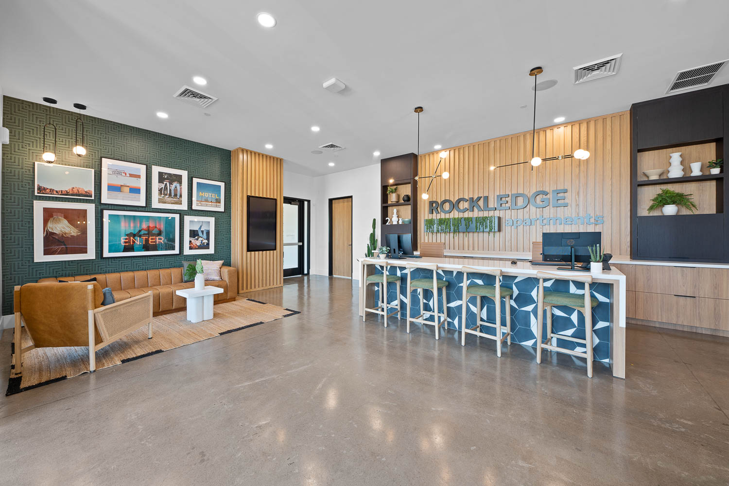 Indoor clubhouse at Rockledge Fairways, good apartments in Phoenix, AZ