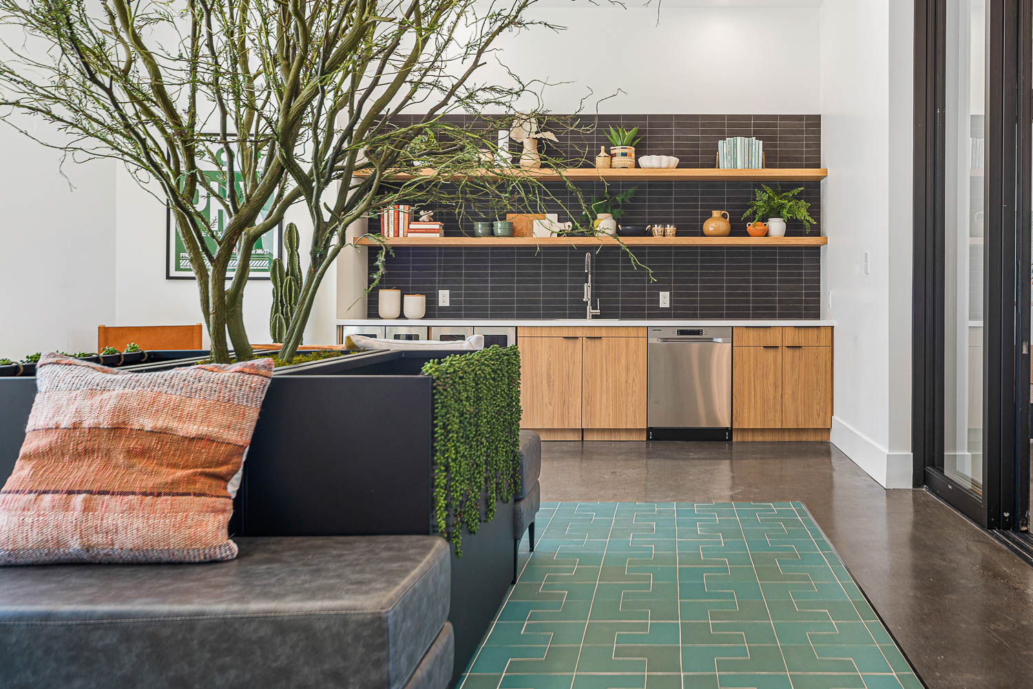 Resident clubhouse kitchen at Rockledge Fairways apartments in Phoenix metro area